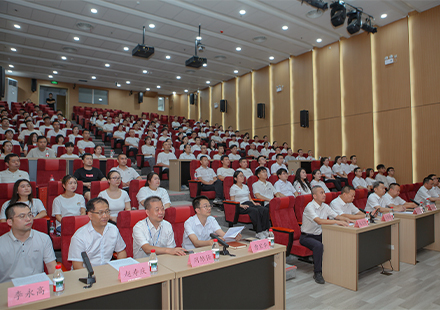华天集团成立十九周年表彰大会暨文艺晚会隆重举行