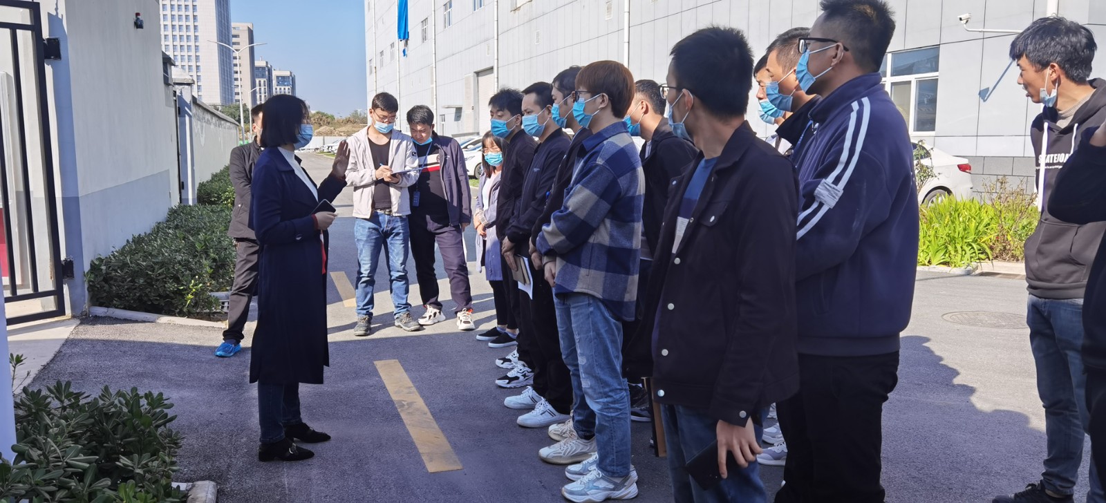 undefined 今年会微电动力部组织开展化学品泄漏应急演练